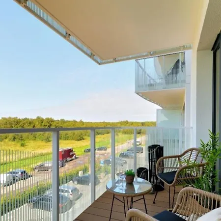 Polanki Aqua Deluxe Nielimitowany Dostep Do Basenow Darmowy Parking Kołobrzeg